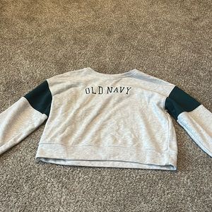 old navy crop sweatshirt size L